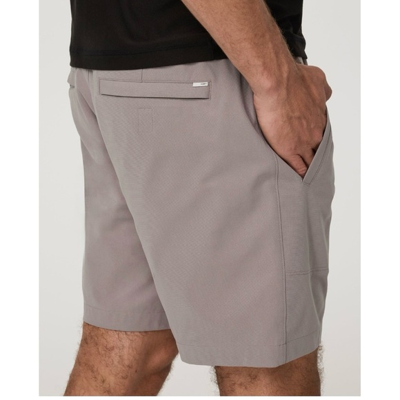 Vuori Men's Tan Flat Front meta easy Shorts size L NWOT - Picture 2 of 11